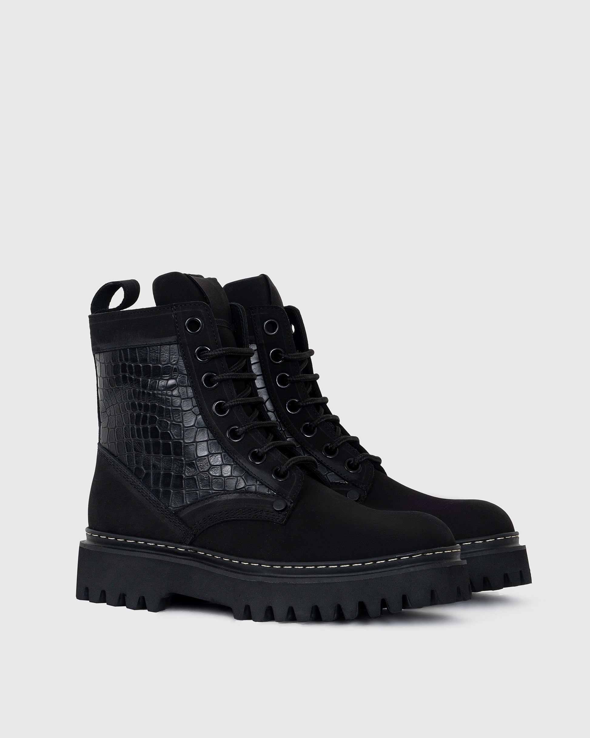 black premium shoes​